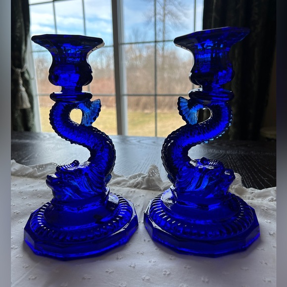 Vintage Pair of Cobalt Blue Glass Dolphin Koi Fish Candlestick Holder - Picture 3 of 16